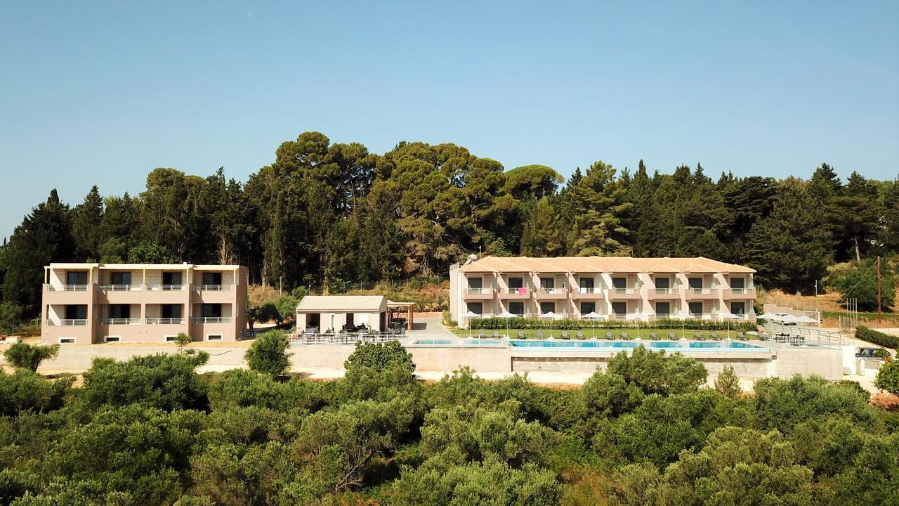 Phaedra Suites Lixouri Exterior foto