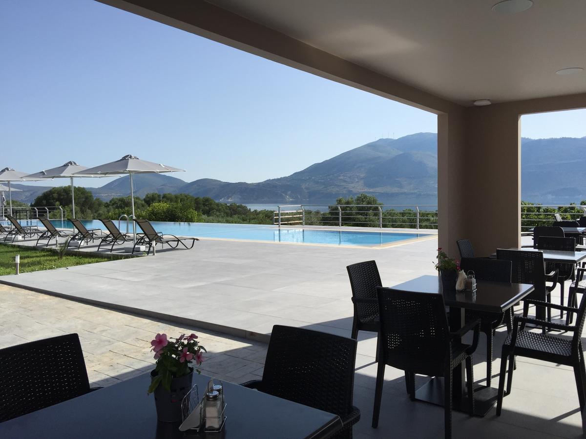 Phaedra Suites Lixouri Exterior foto